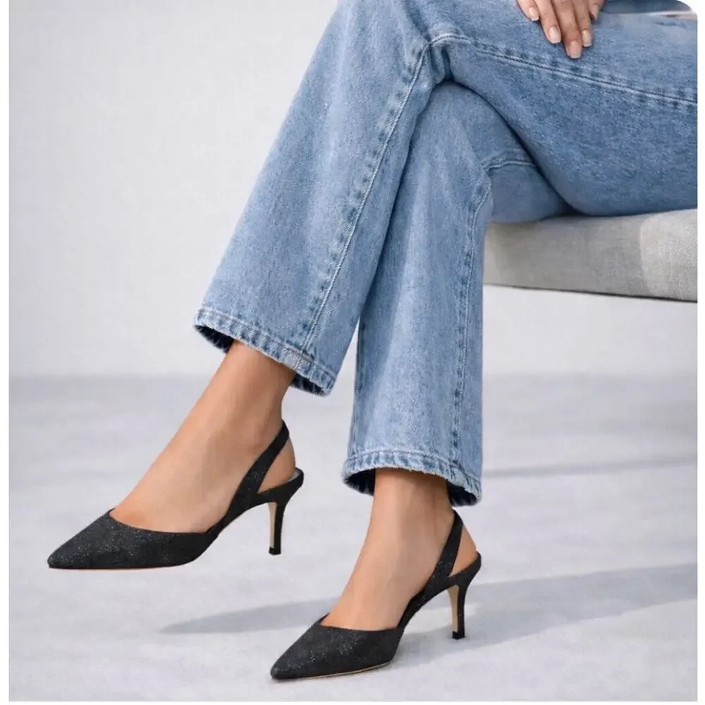 Manolo Blahnik Carolyne Black Glitter Pointed Toe Slingback Pump EU 38